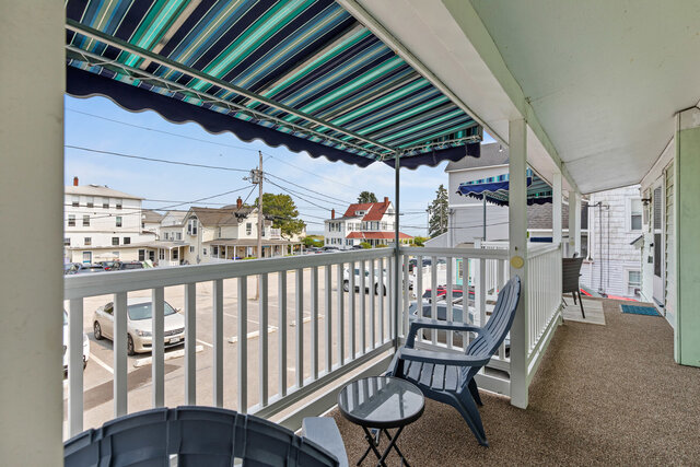 Image 1 for 7 Bay Ave #8 (White Cap)