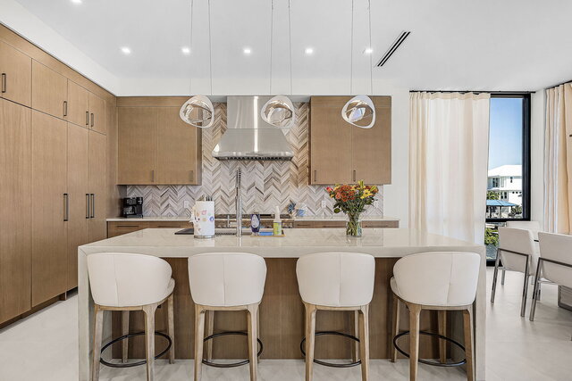 Image 9 for Serenity Shores 455