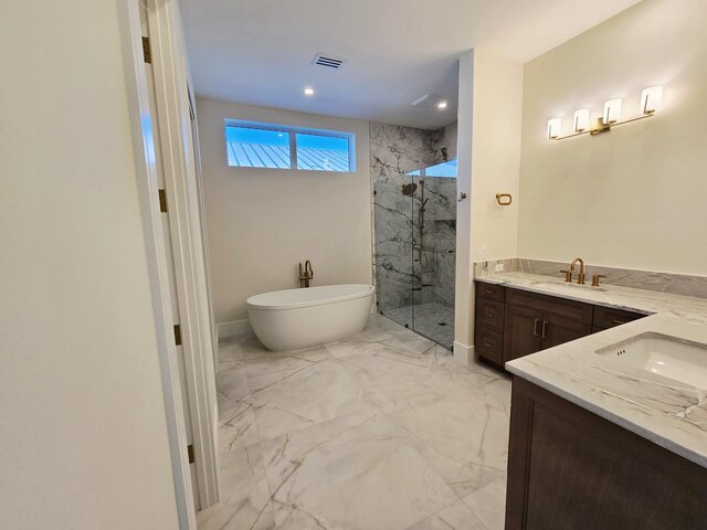 Image 4 for Turquois Turtle 205