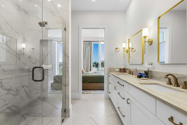 Image 10 for Turquois Turtle 205