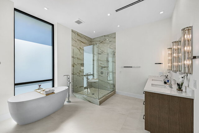 Image 21 for Serenity Shores 455