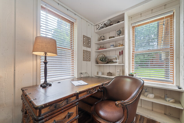 Image 12 for The Lorraine