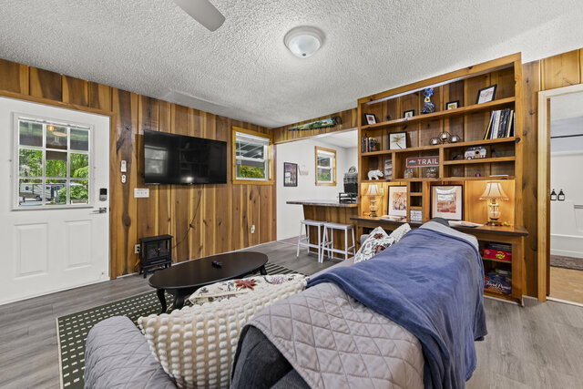 Image 7 for Charming Cabin in Bryson City near NOC