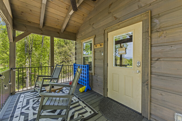 Image 2 for Mountain View Cabin Near Nantahala Outdoor Center