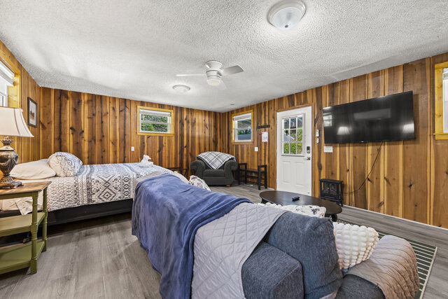 Image 6 for Charming Cabin in Bryson City near NOC