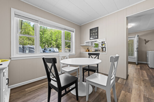 Image 22 for 2 Bedroom House Near NOC and Appalachian Trail