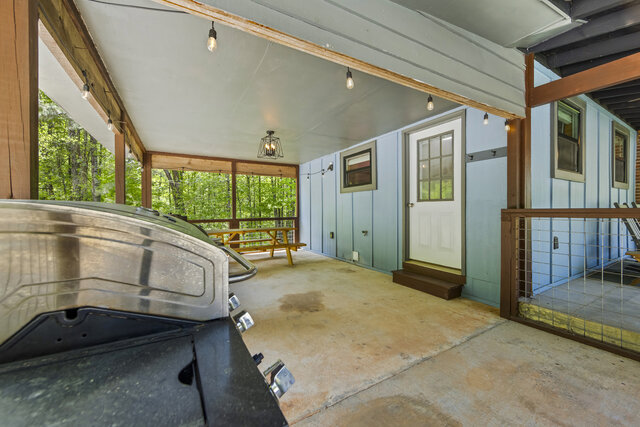 Image 3 for Charming Cabin in Bryson City near NOC