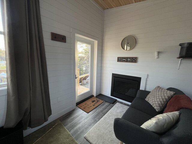 Image 12 for Eco Cabin - Ray of Sunshine