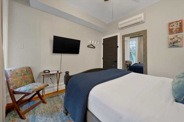 Image 2 for Sycamore