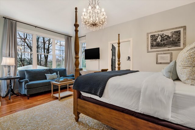 Image 1 for Hillside