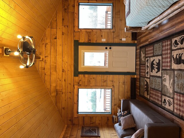Image 10 for 003 Sockeye Cabin