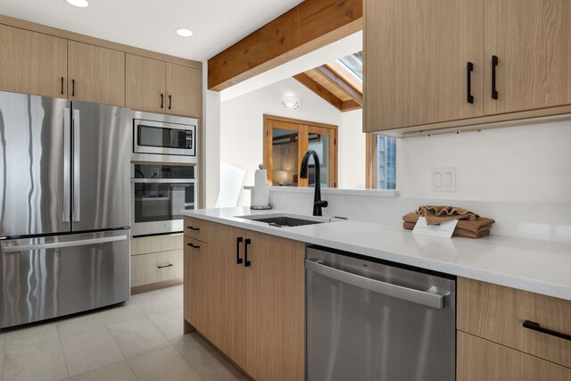 Image 14 for Flagship Two Bedroom Suite