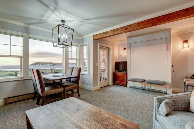 Image 1 for White Heron Victorian - One Bedroom Suite