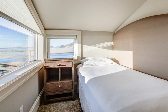 Image 3 for Flagship Junior Suite