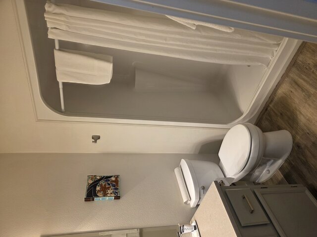 Image 4 for Sandcastle Condiminiums - Two Bedroom Suite