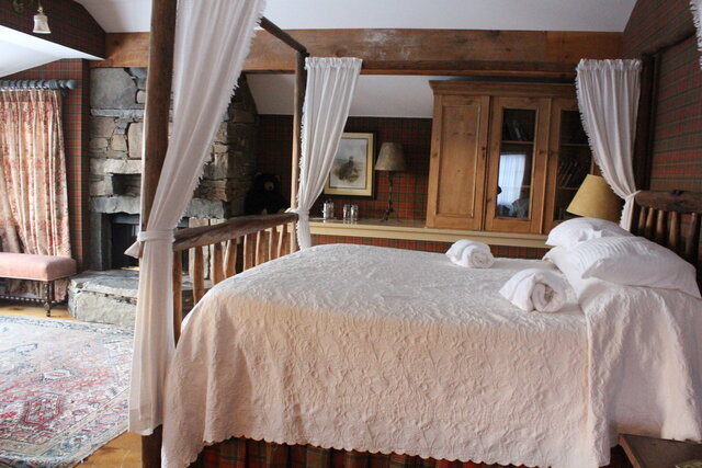 Image 2 for Meadow Look Room