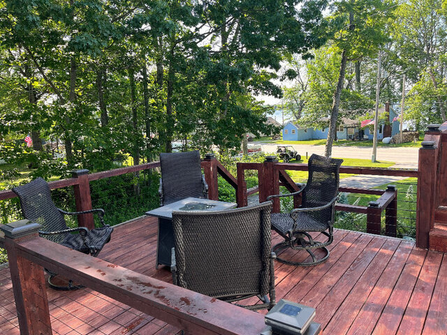 Image 6 for Lake Room