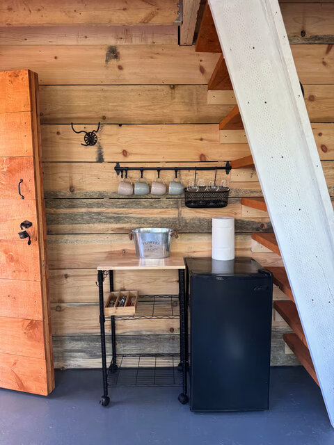 Image 14 for Waterfront Treehouse