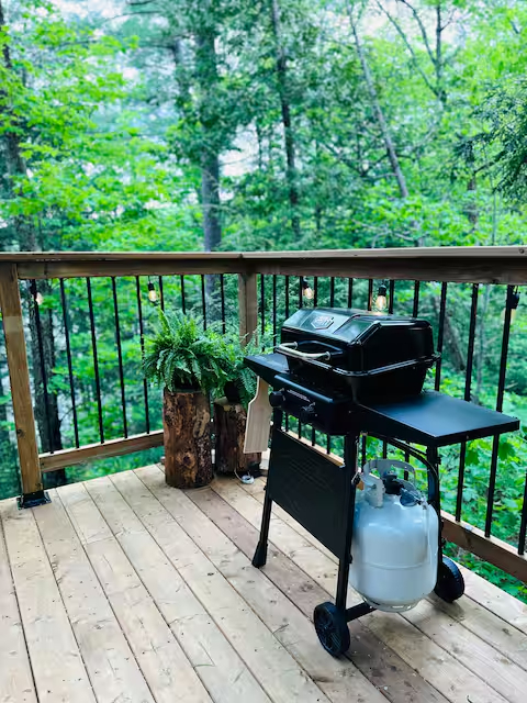 Image 7 for Waterfront Treehouse