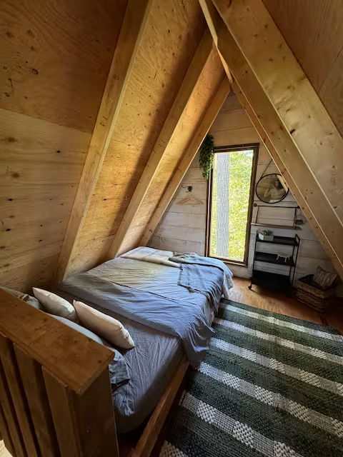 Image 8 for Waterfront Treehouse