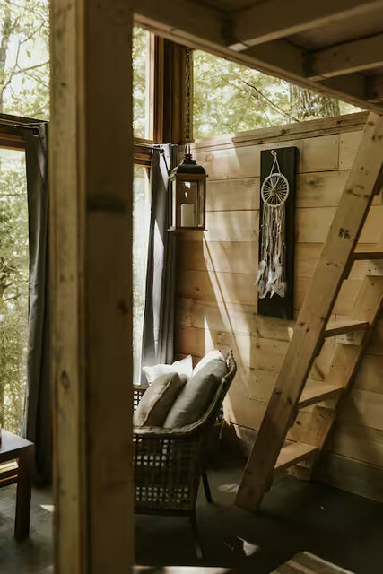 Image 8 for Unique Waterfront Glass Cabin