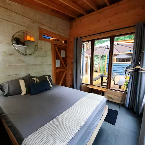 Image 8 for Dreamy Riverside Forest Villa